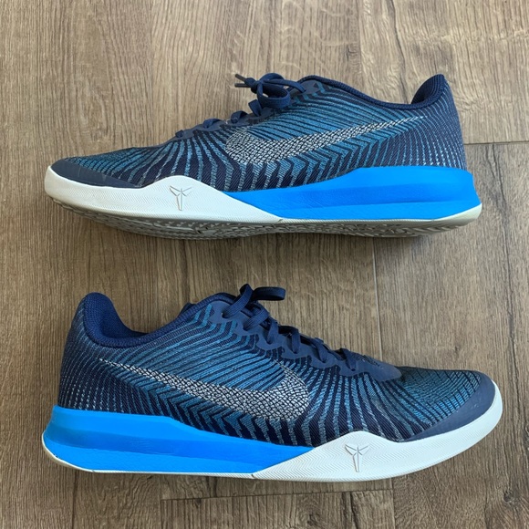 Nike Other - Nike Kobe Mentality 2 sz 12
